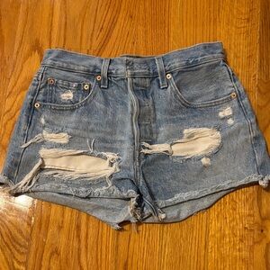 Distressed Levi’s shorts